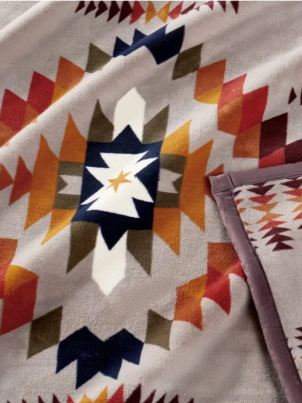 NEW Pendleton Reversible Soft Plush Throw 50x70 Sonoran Dusk